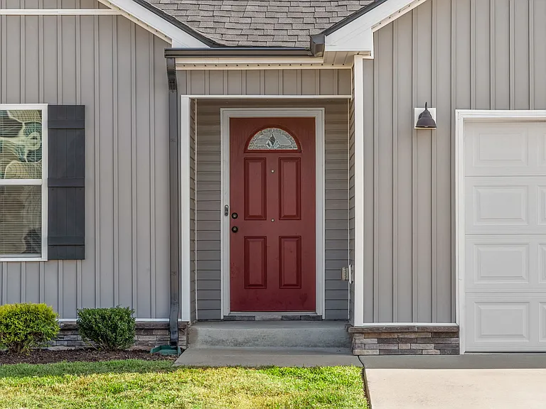 805 Waldon Ct — Photo 4