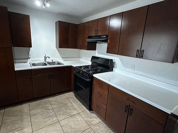 5th image of 7376 Central Ave APT B