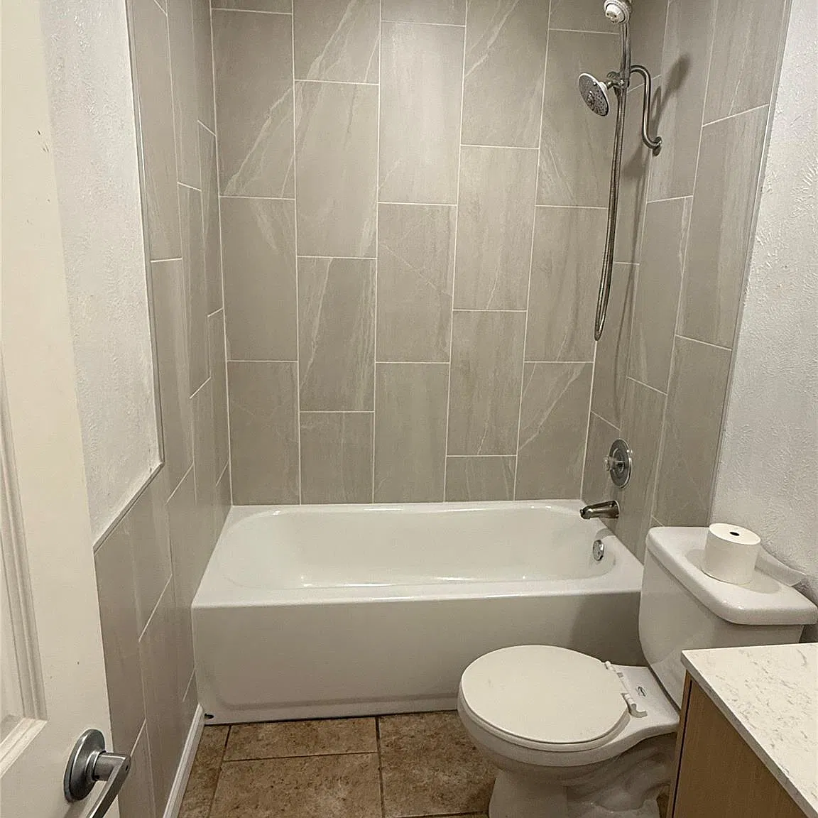 2 bed, 1.0 bath, 1680 sqft, $1,500 — Photo 1