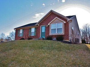 7465 Sterling Springs Way, Burlington, KY 41005