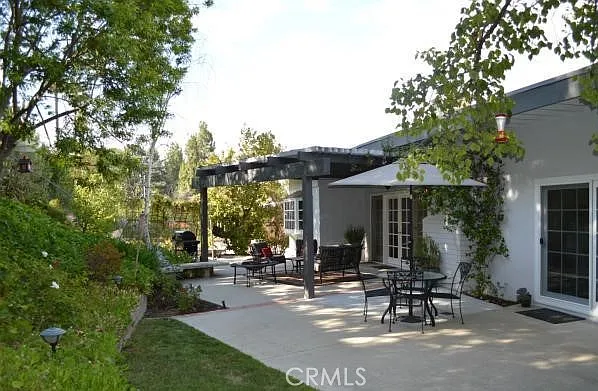 6757 Daryn Dr — Photo 21