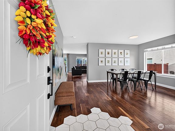2nd image of 9524 Country Hollow Drive E