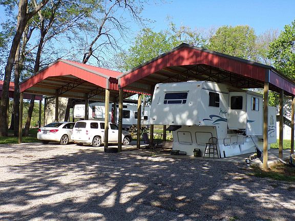 5th image of 695 Arnold Ln #22