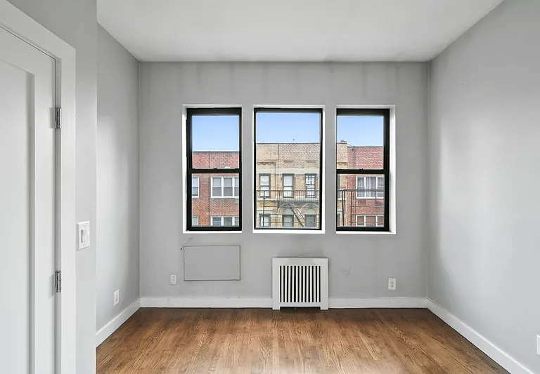 518 E 88th St #5A — Photo 1