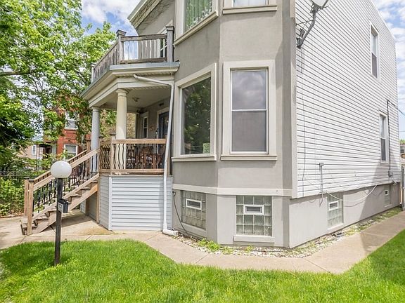 3rd image of 7521 S Evans Ave