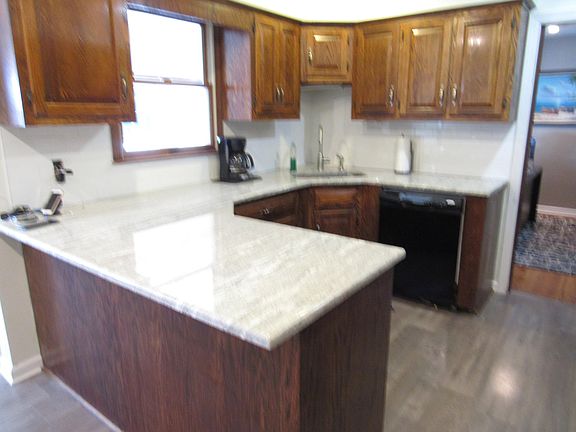 4th image of 1 Emery Dr