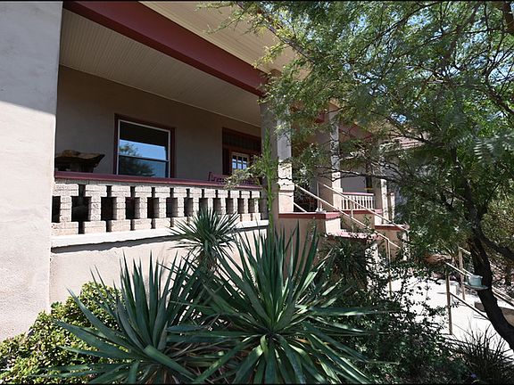 3rd image of 1029 Upson Dr
