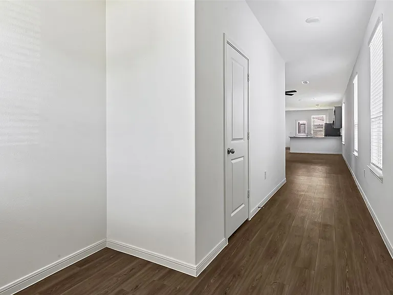 21127 Dolphin Bay Ln — Photo 5