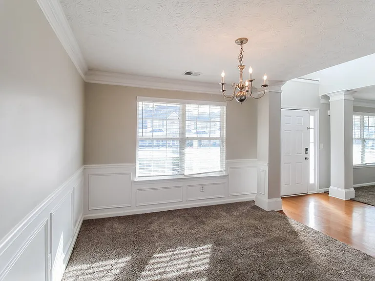 296 Millstone Dr — Photo 7