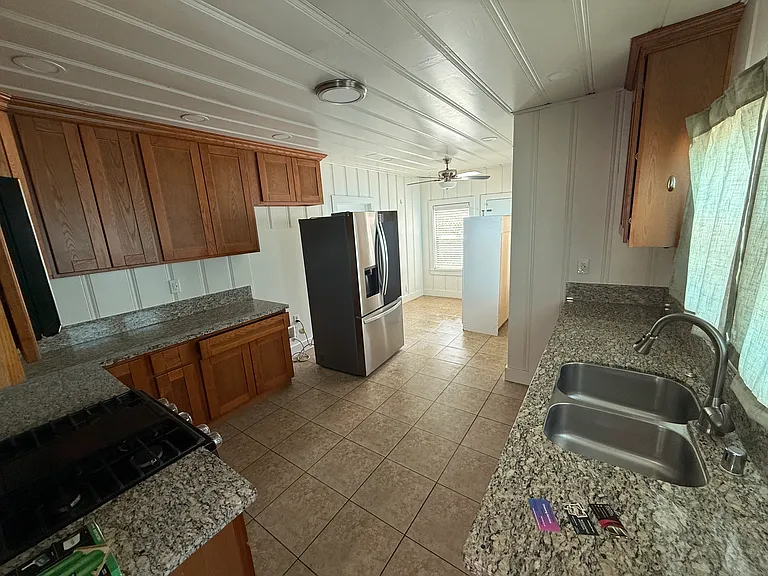 708 Sutter St — Photo 14