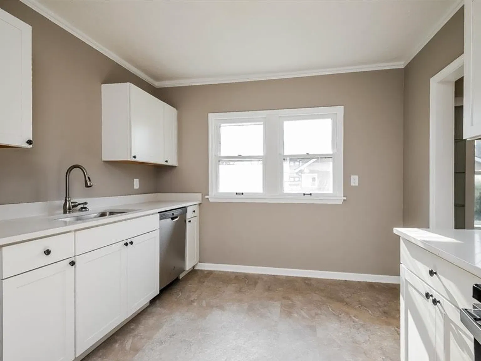 2 bed, 1180 sqft, $1,800 — Photo 4