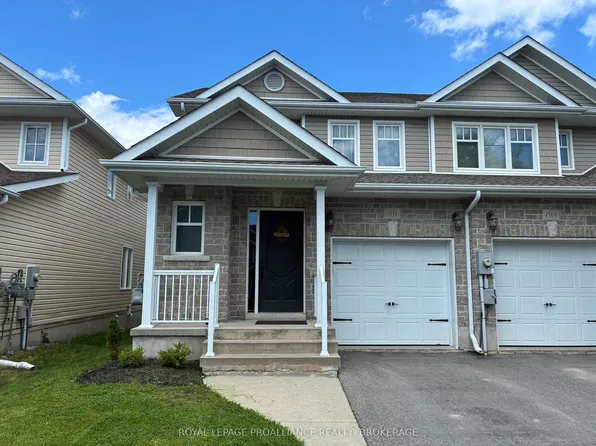 1571 Crimson Cres, Kingston, ON K7P 0J3