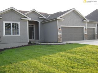 1223 NW 94th Ter, Kansas City, MO 64155