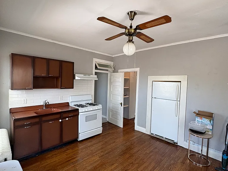 3718 Washington St #104 — Photo 2