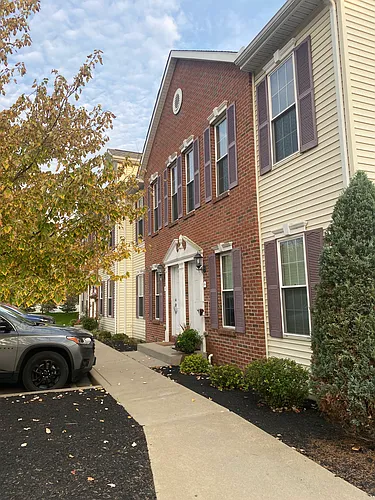 Maple Brooke Townhomes Photo 1