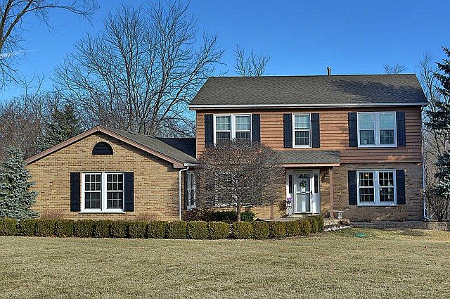 1st image of 21108 W Woodbury Ct