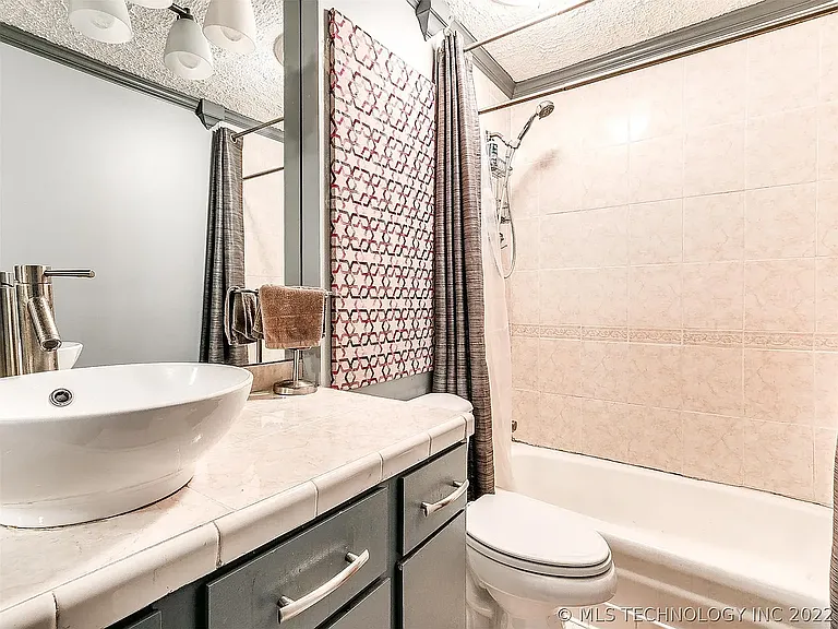 5605 S 93rd East Ave — Photo 5