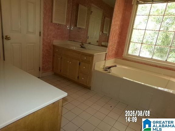 2nd image of 2517 Huntington Parc Ct
