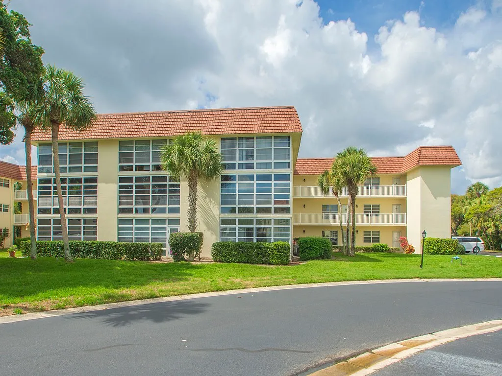 Building Photo - 5554 Highway A1A #201