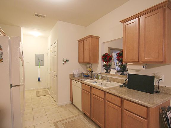 4th image of 44262 Apple Blossom Dr