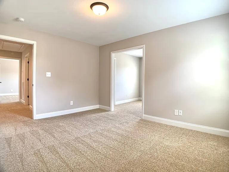 733 Banister Dr — Photo 21