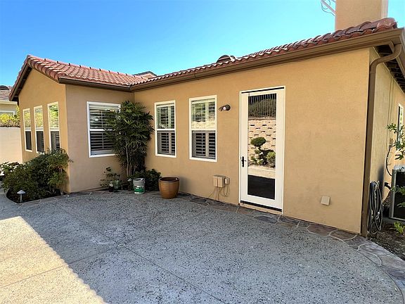 2nd image of 13 Corte Ladino