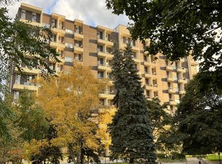 The Southport, Toronto, ON M6S 3N4