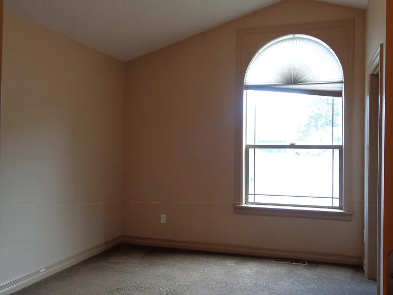 6439 Robin Hood St SE — Photo 20