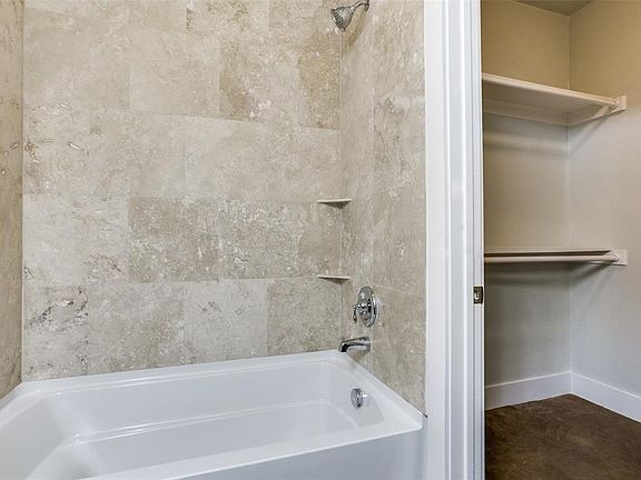 5th image of 3221 Elihu St #406