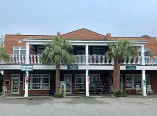 600 N Howe St APT F, Southport, NC 28461