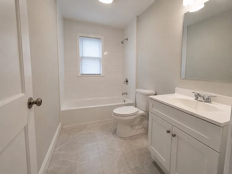 632 Saint Lawrence Ave #1 — Photo 3