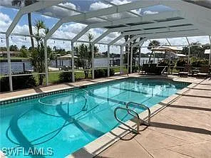 3 bed, 2.0 bath, 1798 sqft, $6,000 — Photo 1