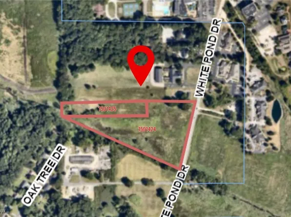 White Pond Dr, Akron, OH 44313
