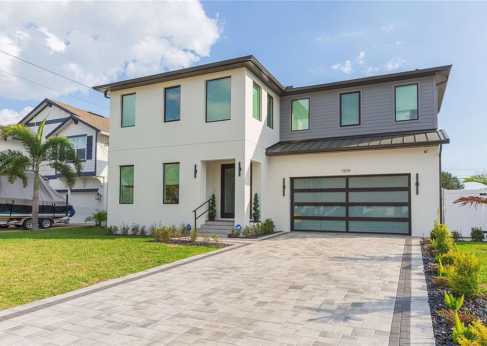 1st image of 1304 W Arch St