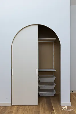 Rented by The Agency | media 11