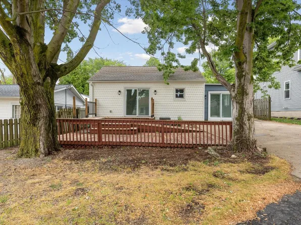 2070 S Napama Rd, Lakeside Marblehead, OH 43440