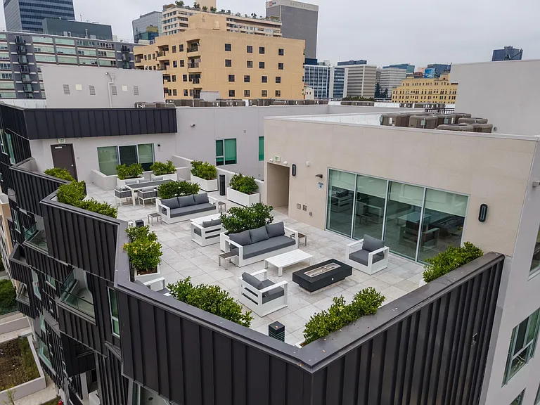 Rooftop deck