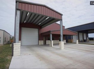 64 Coastal Oaks Loop, Port O Connor, TX 77982