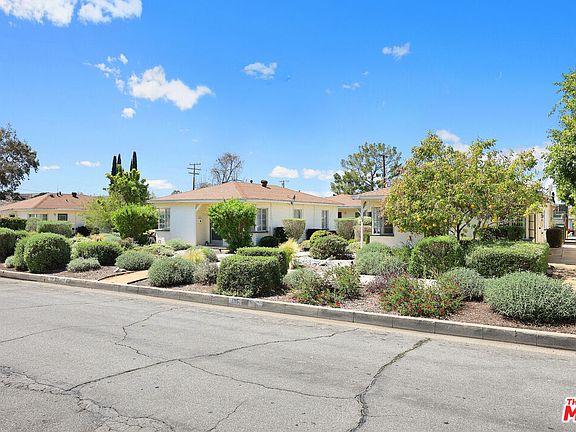 121-137 N Wabash Ave, Glendora, CA 91741 | Zillow