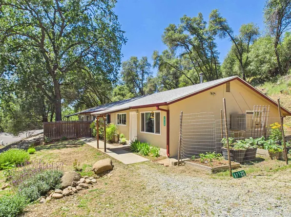 19120 & 19124 Black Oak Rd, Sonora, CA 95370