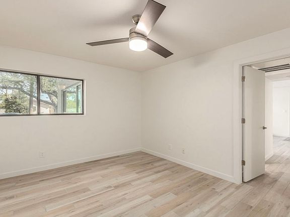 3rd image of 6480 N 82nd St #113