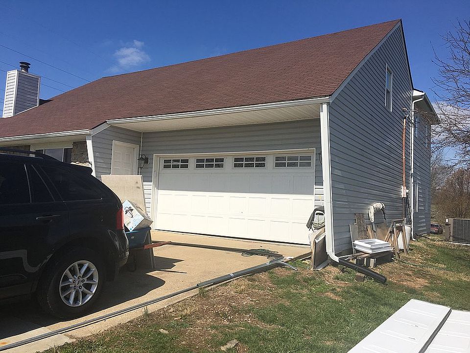 2nd image of 1842 Delaney Ferry Rd