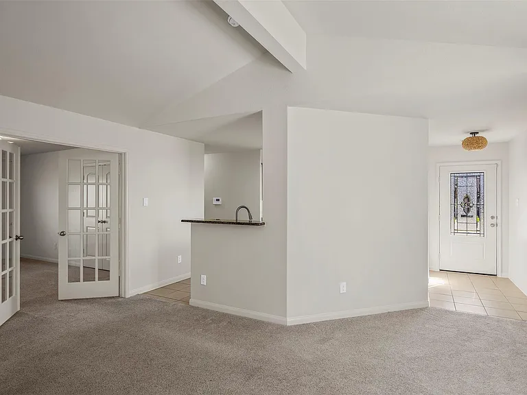 20803 Bastion Settle Dr — Photo 12