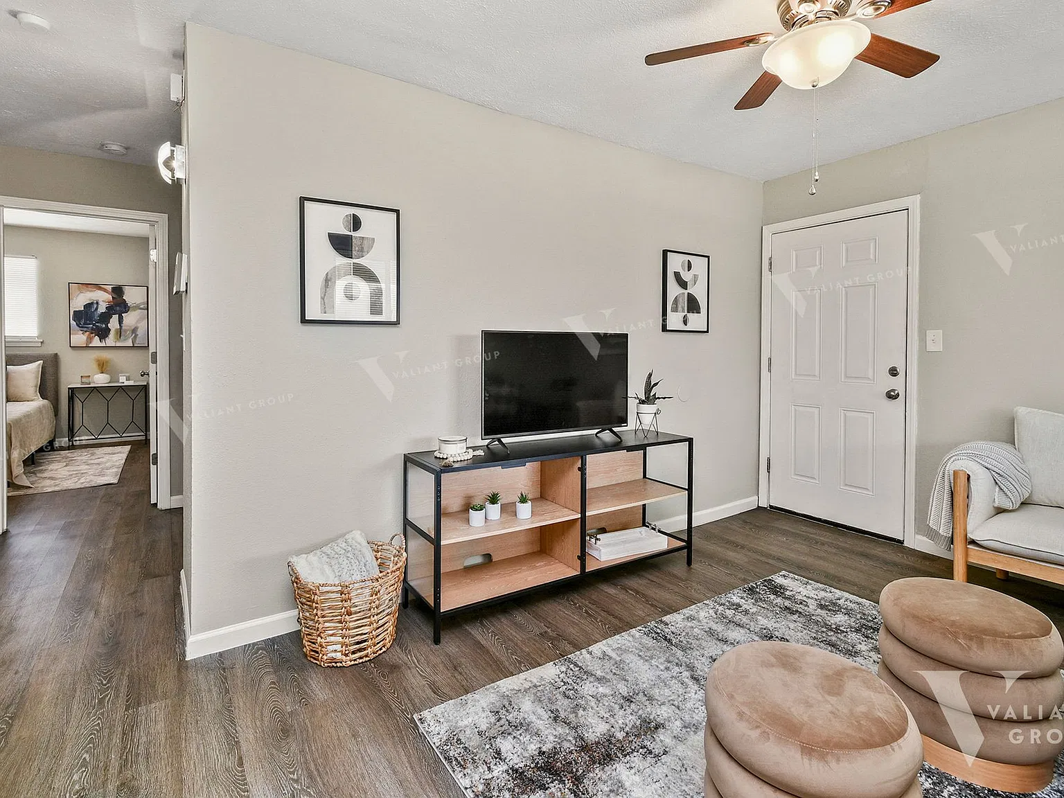 Cherry Creek: Modern 2-Bedroom Apartments on Cherry Street in Springfield, MO — Photo 3