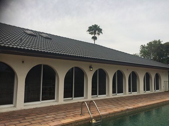 2nd image of 9446 NW 54 Doral Circle Ln