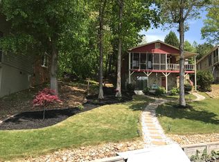 378 Springwood Dr, Mount Gilead, NC 27306