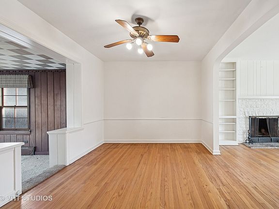 5th image of 6907 N Kenton Ave