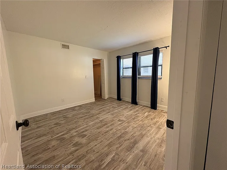 4410 Lafayette Ave — Photo 10