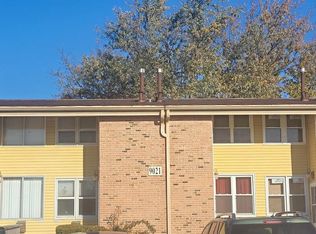 9021 N Swan Rd #E, Milwaukee, WI 53224