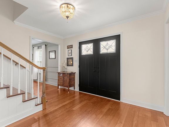 4th image of 1225 Farragut Dr